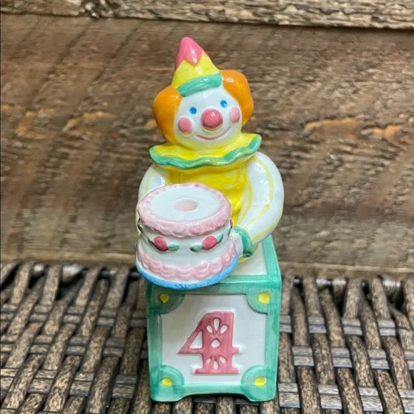 Avon Year-To-Year Birthday Candle Holder Years 1-4 Clown Ceramic 1983 VINTAGE - Picture 4 of 12
